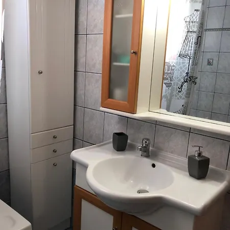 Nyaraló Alexis House *