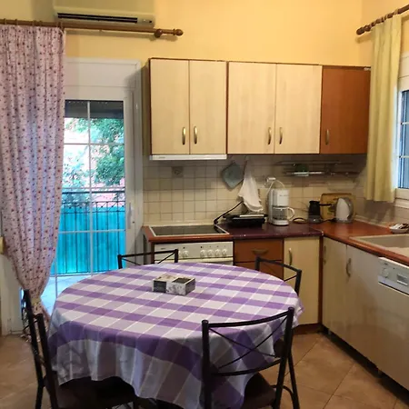Nyaraló Alexis House